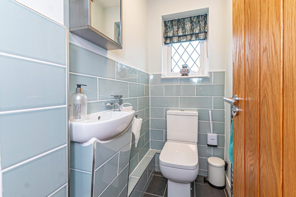 Woodside, Eaton Bray