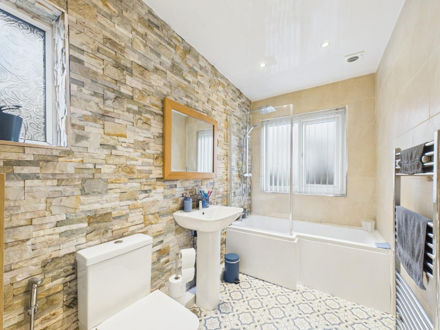 Stoneyridge Avenue, Bradford