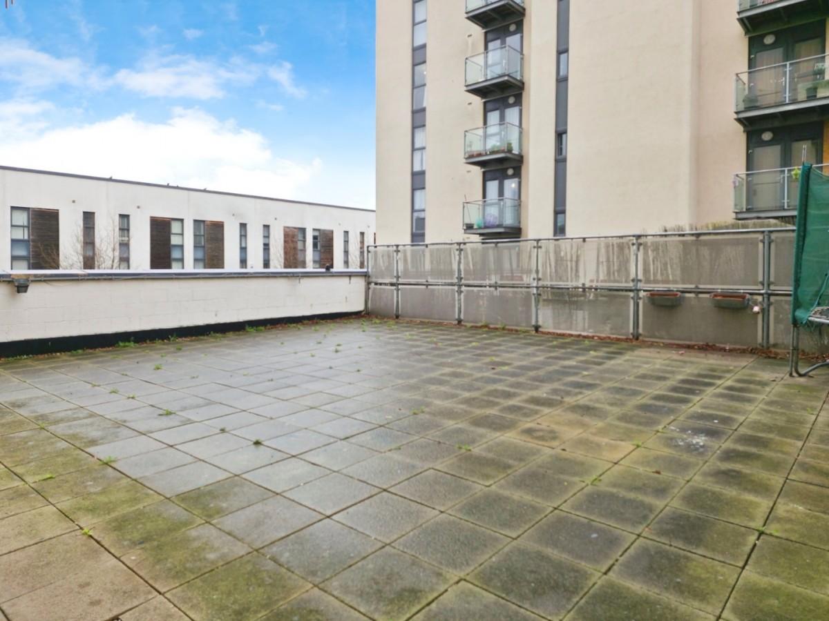 Academy Way, Dagenham, RM8