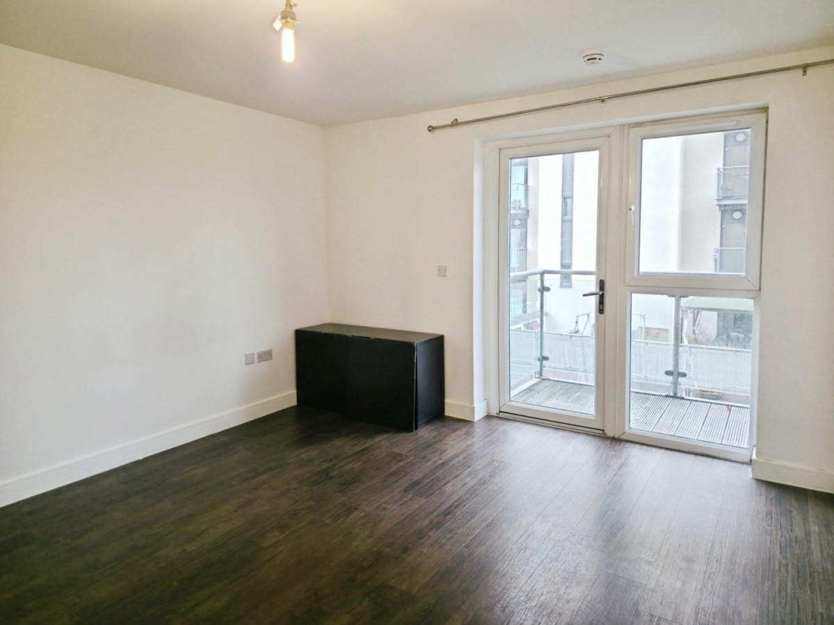 Academy Way, Dagenham, RM8