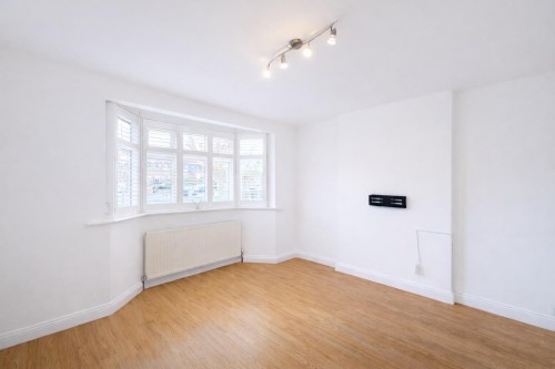 Hillcross Avenue, Morden, SM4 4EG