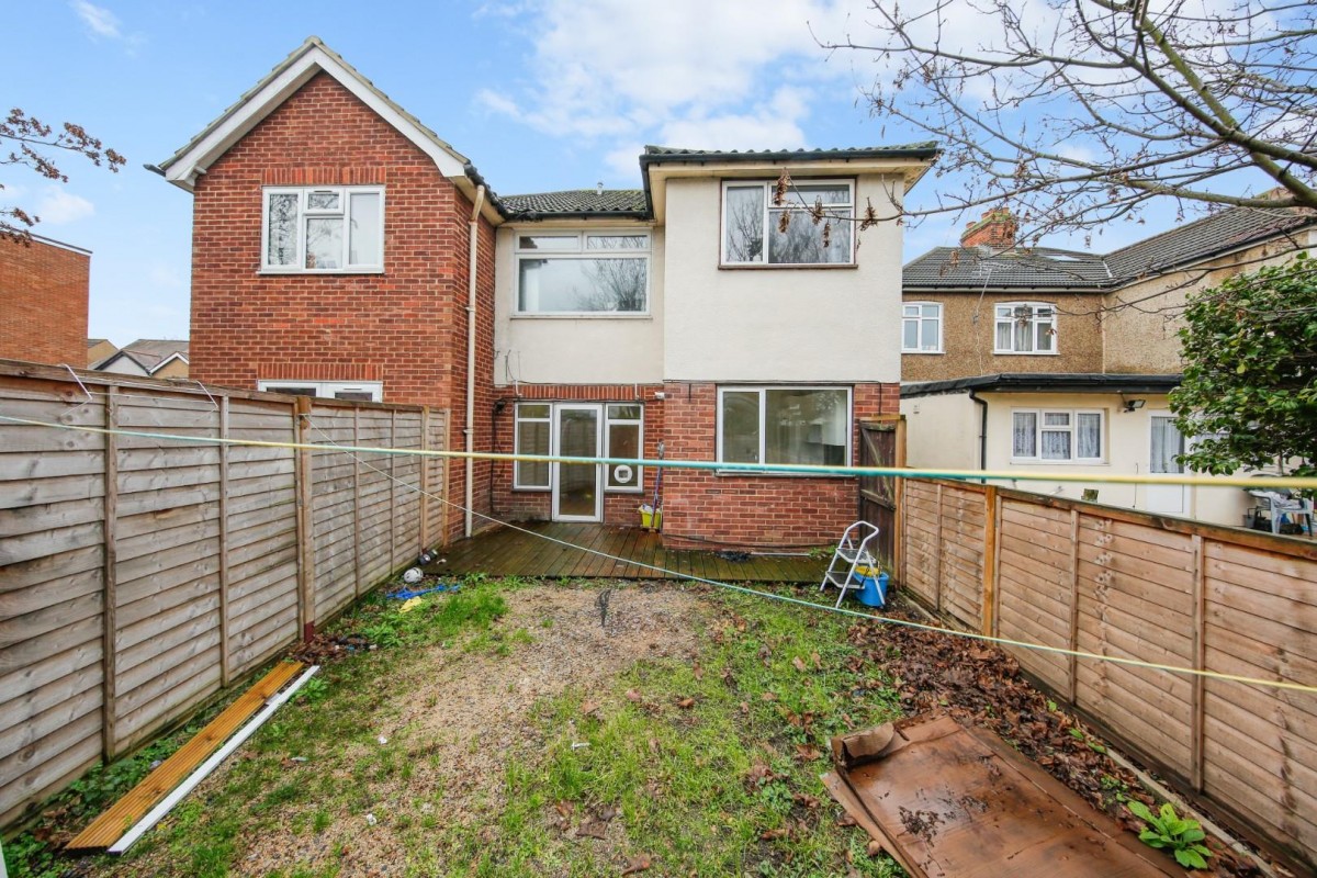 Mill Lane, Chadwell Heath, RM6