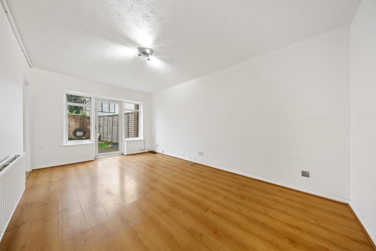 Mill Lane, Chadwell Heath, RM6