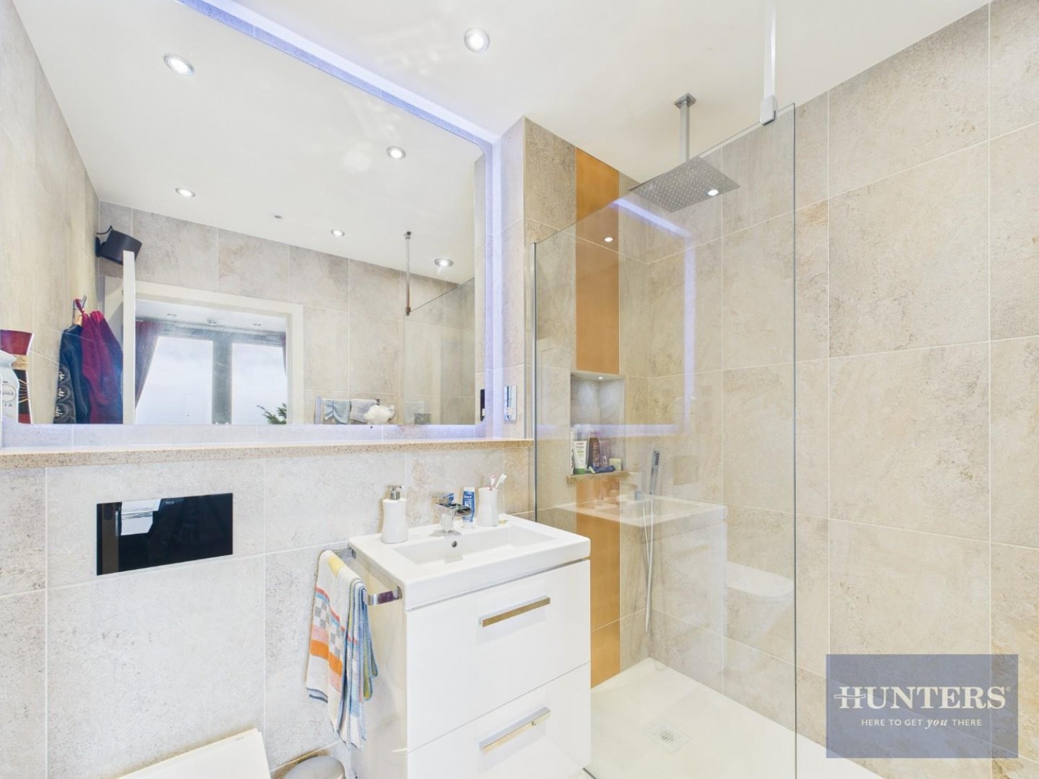 St James Walk, Honeybourne Way, Cheltenham