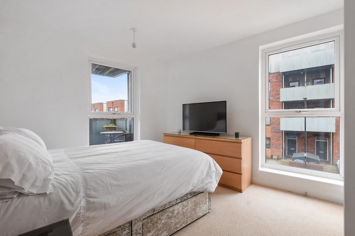 Melling Drive, Enfield, EN1