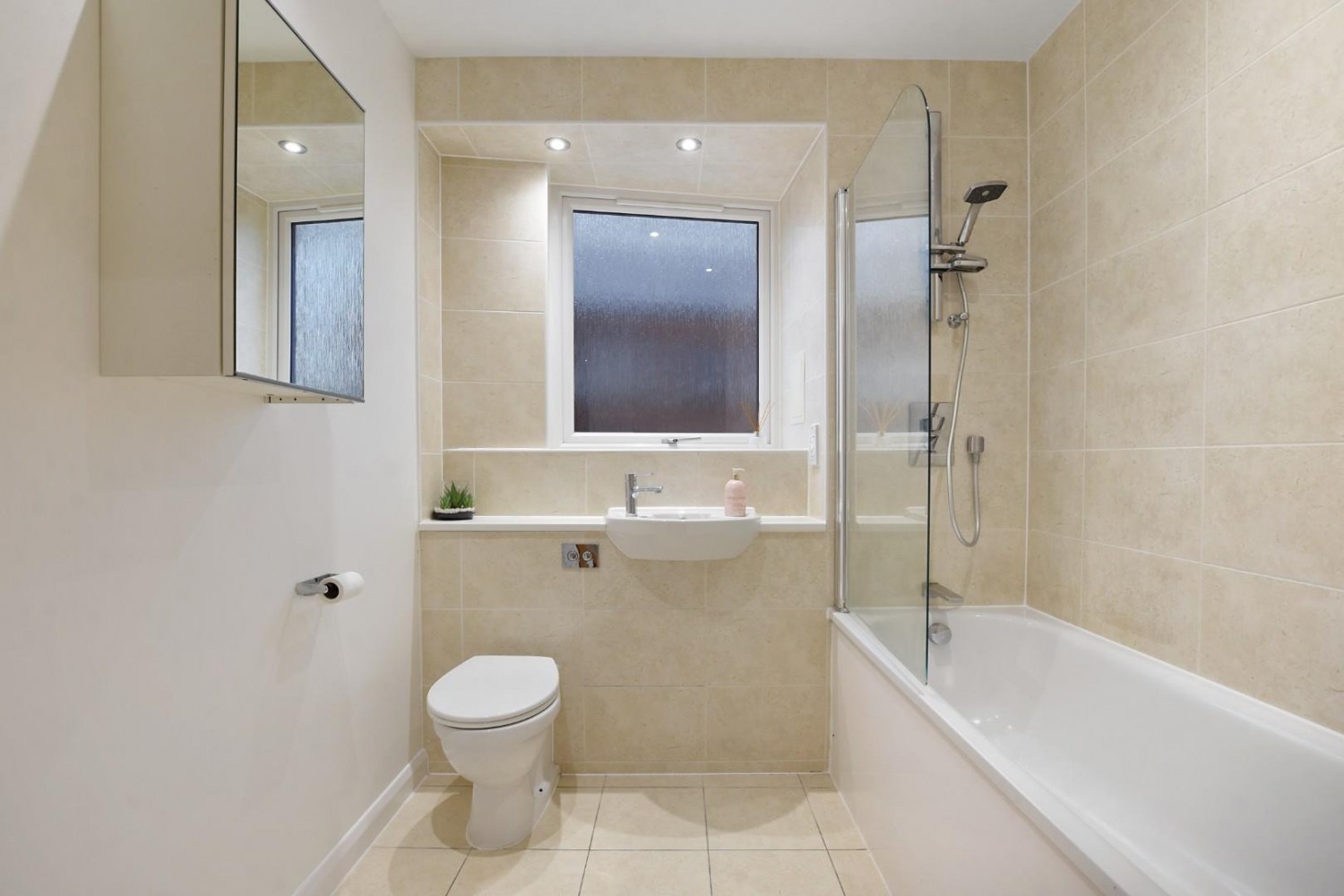 Melling Drive, Enfield, EN1