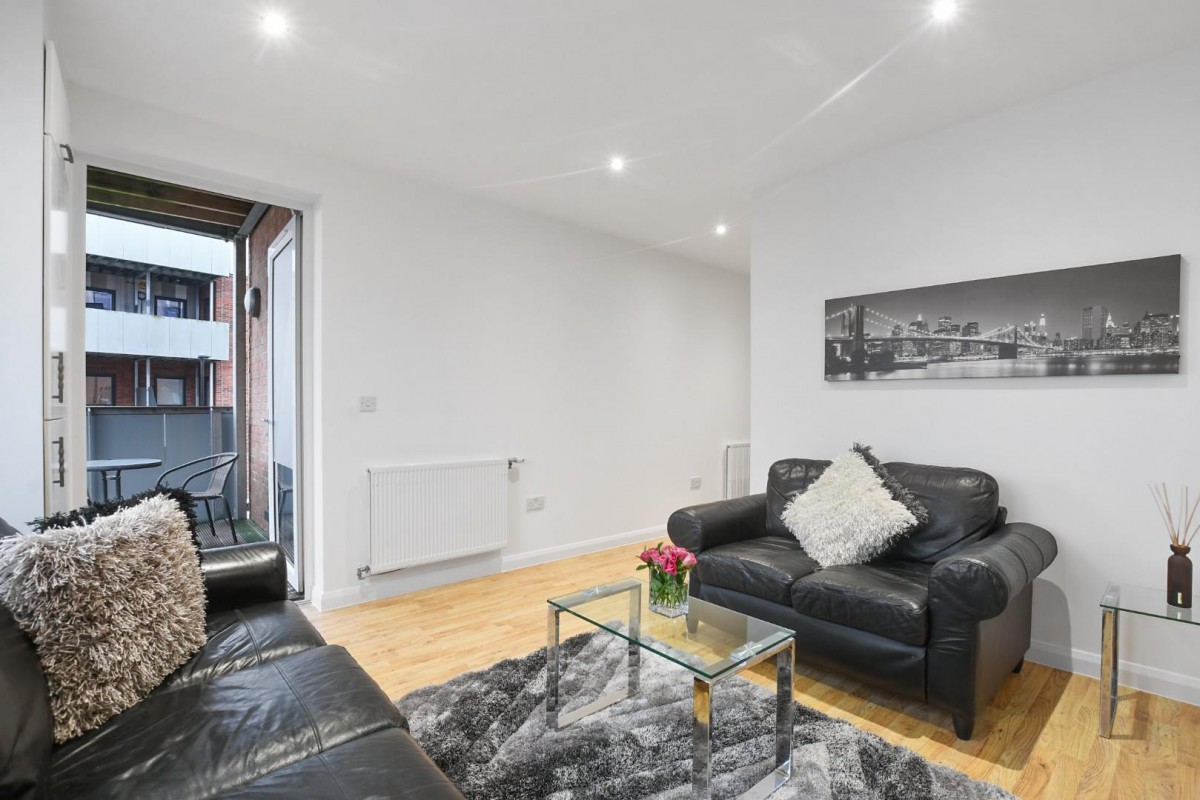 Melling Drive, Enfield, EN1