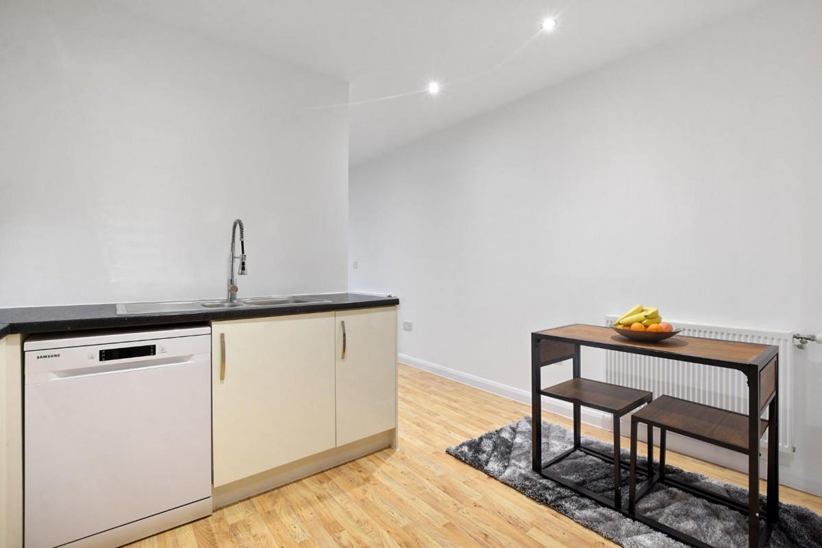 Melling Drive, Enfield, EN1