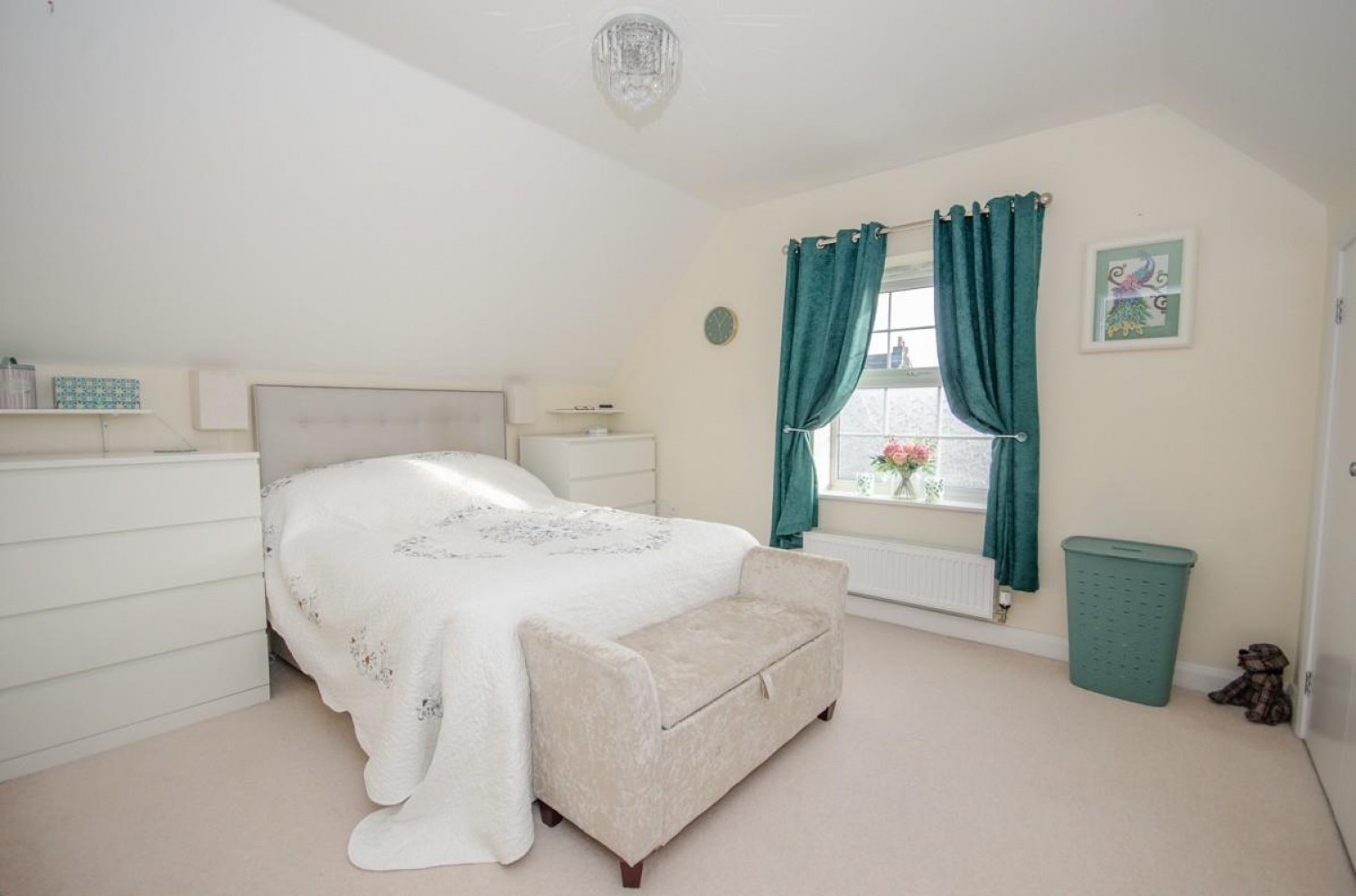 Richmond Grove, Mangotsfield, Bristol, BS16 9AN