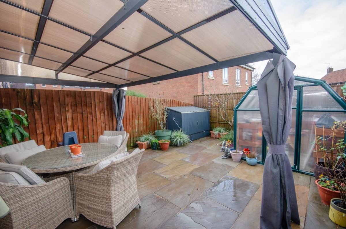 Richmond Grove, Mangotsfield, Bristol, BS16 9AN