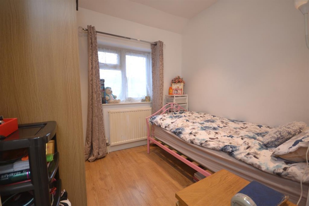 Salcombe Road, Reading, RG2 7LJ