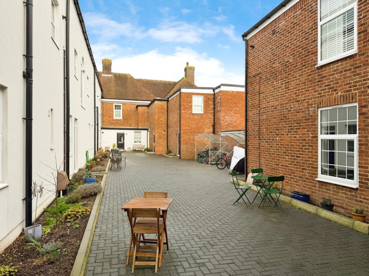 Major Close, Folkestone