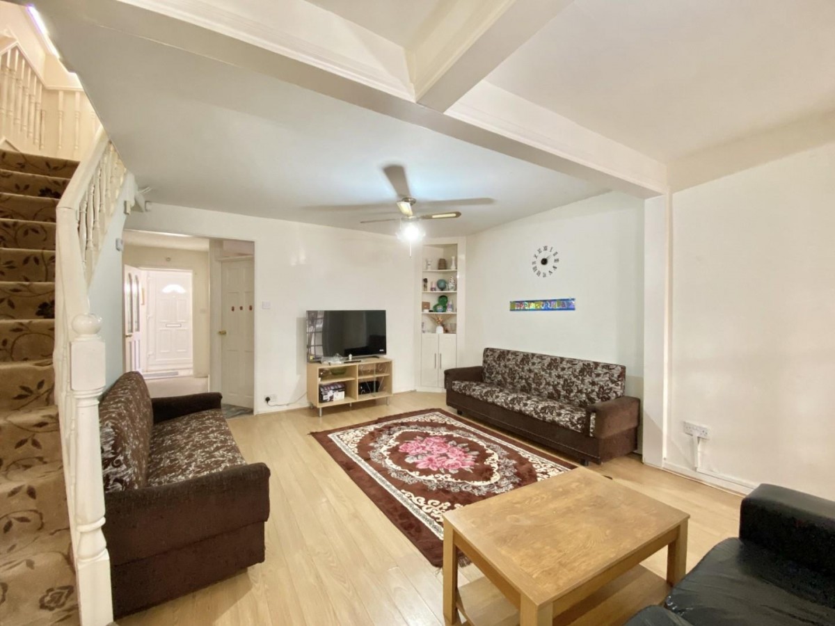 Ashford Avenue, Hayes, UB4 0NA