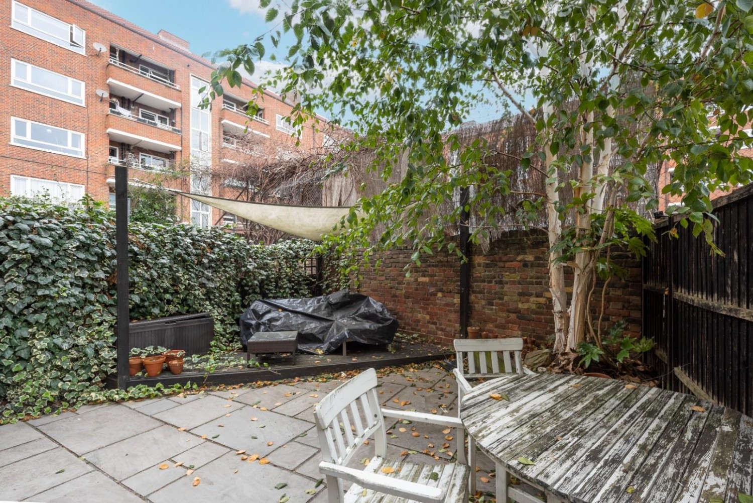 Barn Street, London, N16