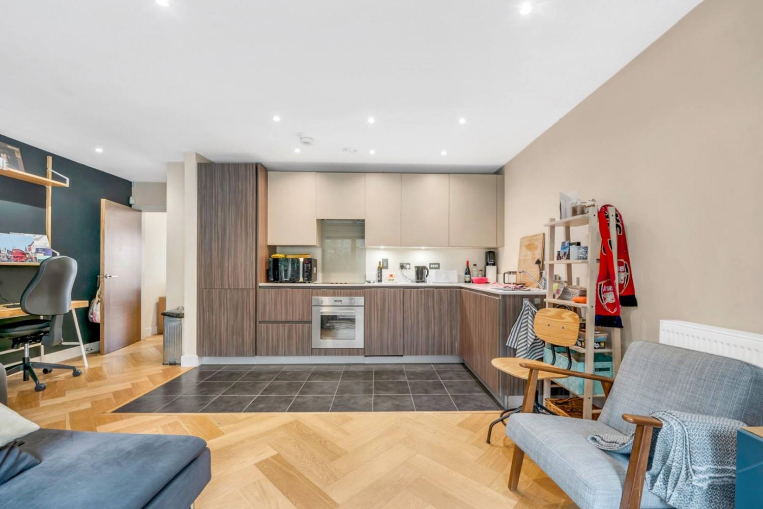 Barn Street, London, N16