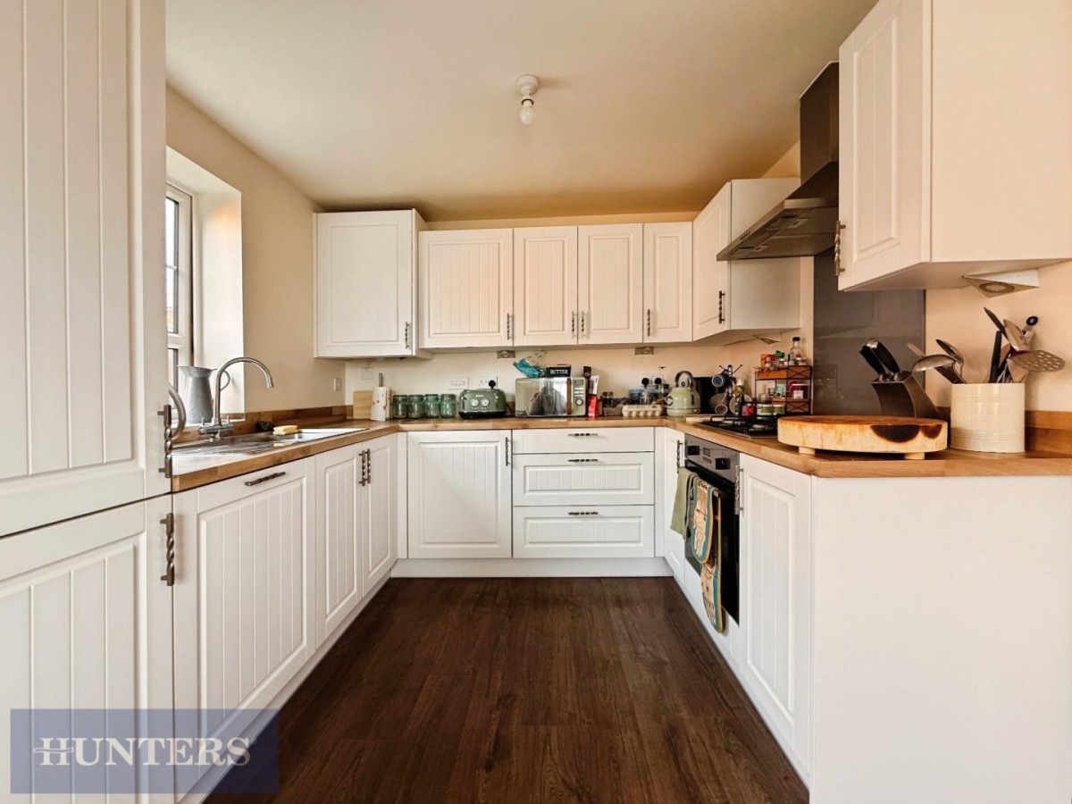 Finch Close, Alphington