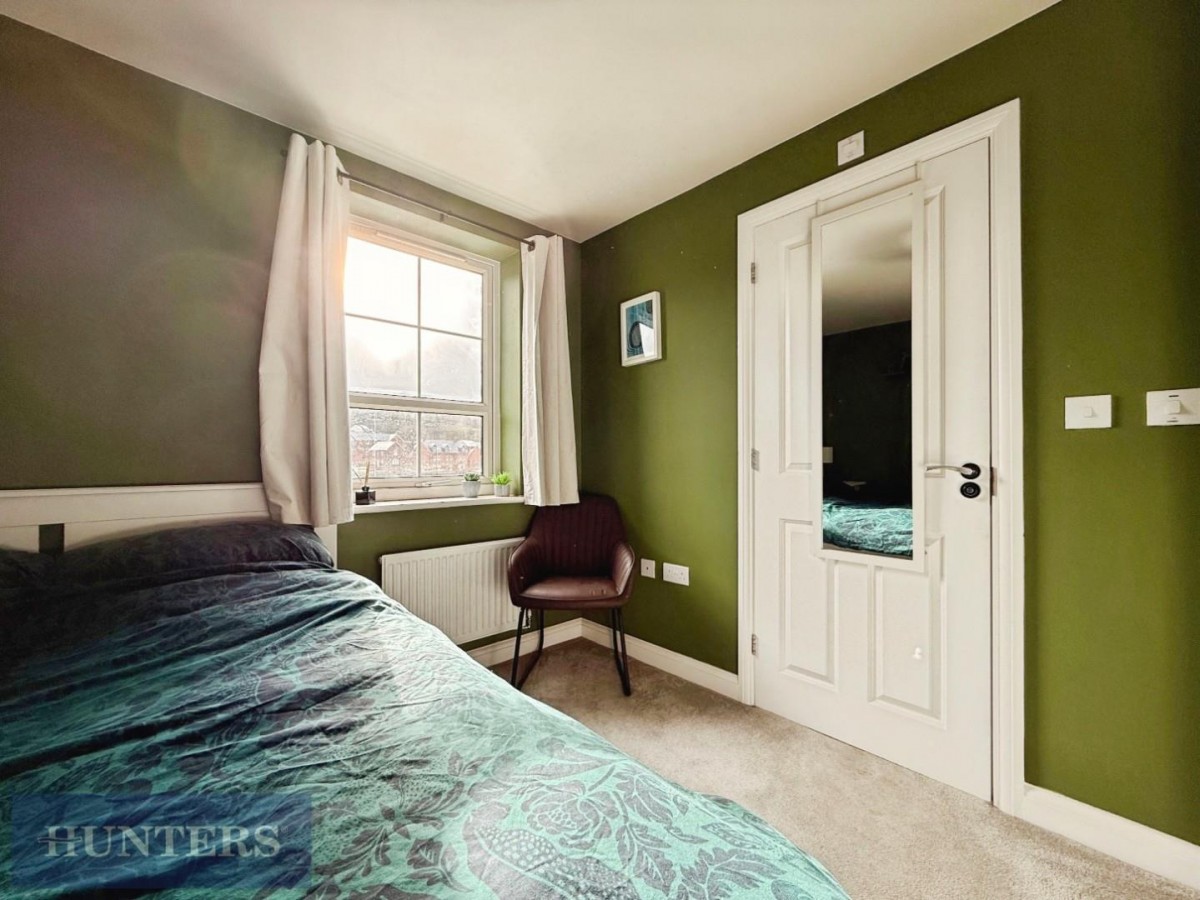 Finch Close, Alphington