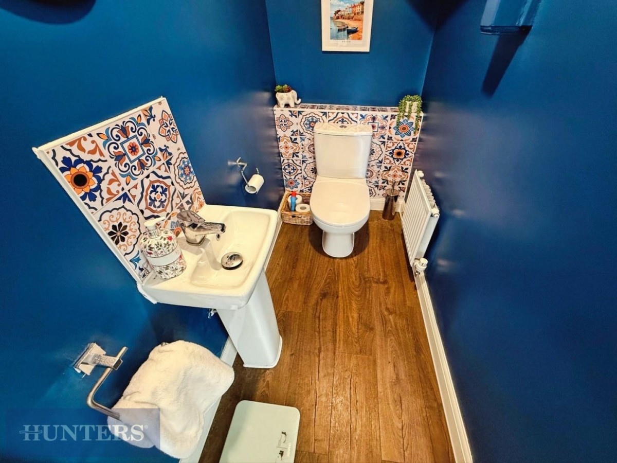 Finch Close, Alphington