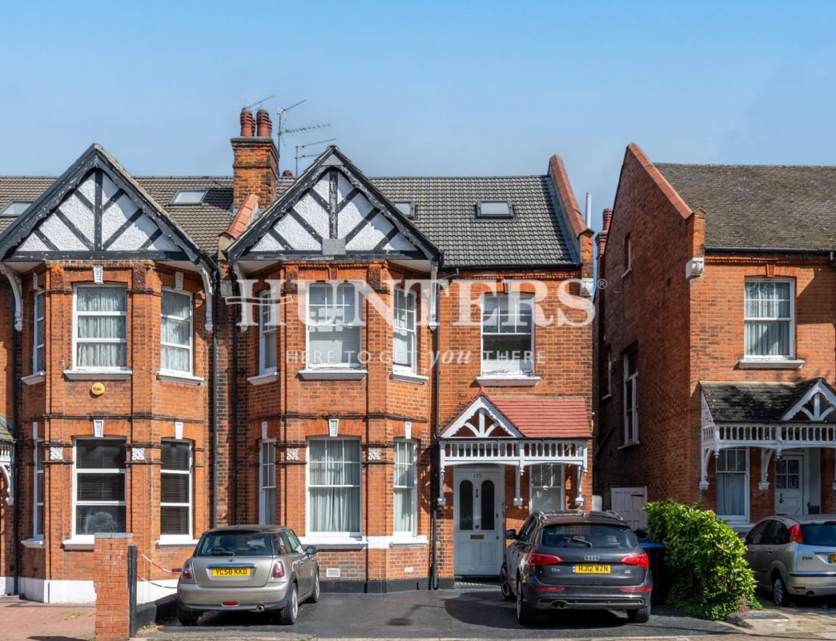 Brondesbury Park, Willesden Green, London, NW2