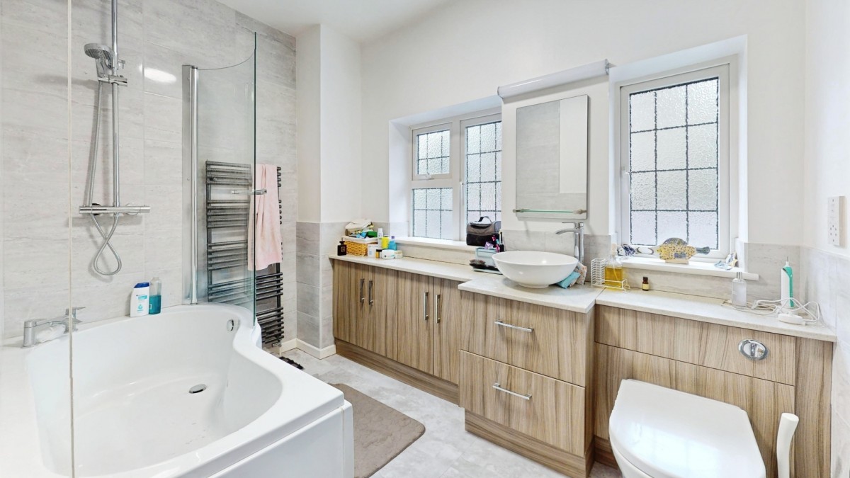 Swallowfield, Chevin Avenue, Menston, LS29