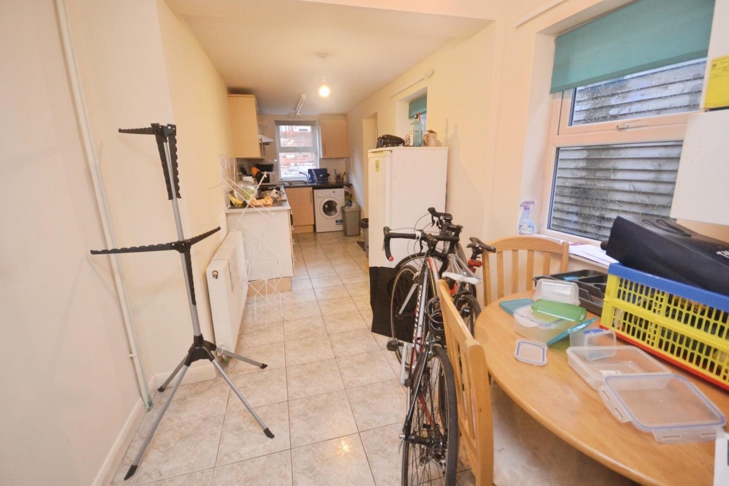 Pitcroft Avenue, Reading