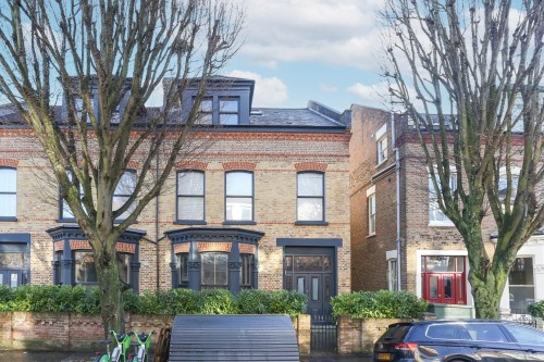 Adolphus Road, London, N4