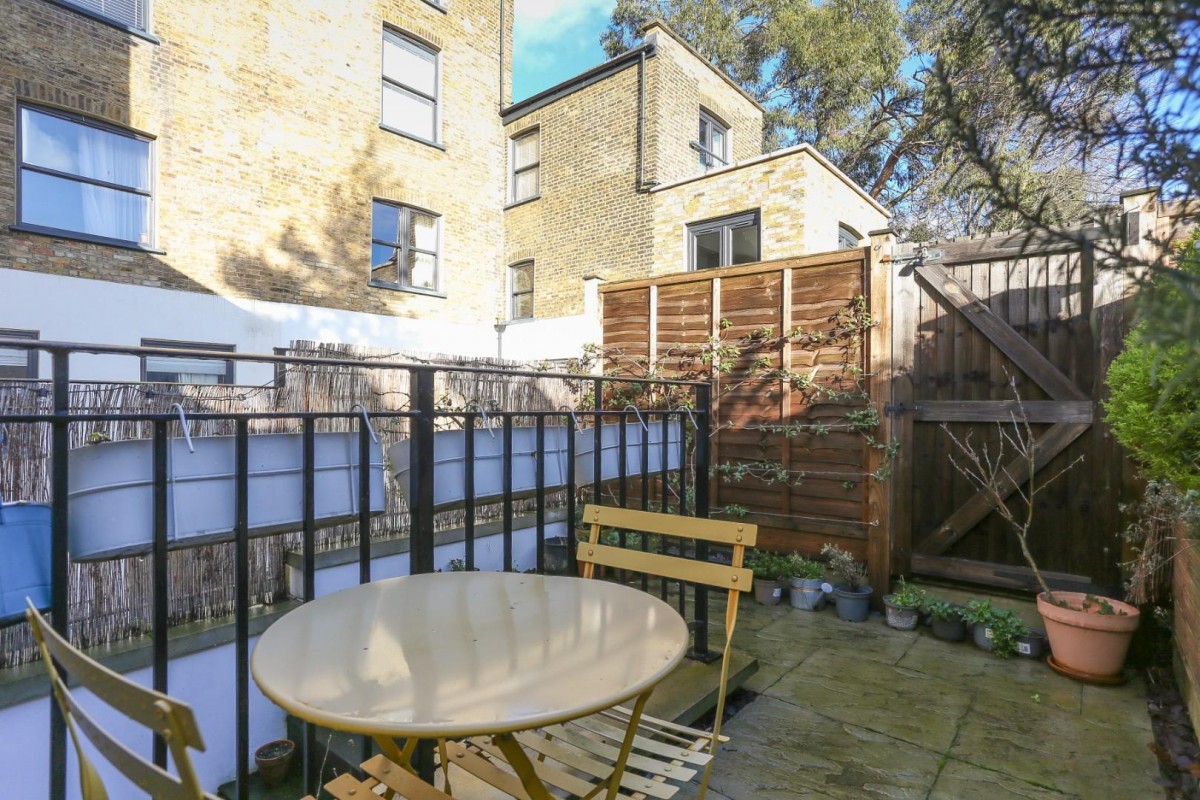 Adolphus Road, London, N4