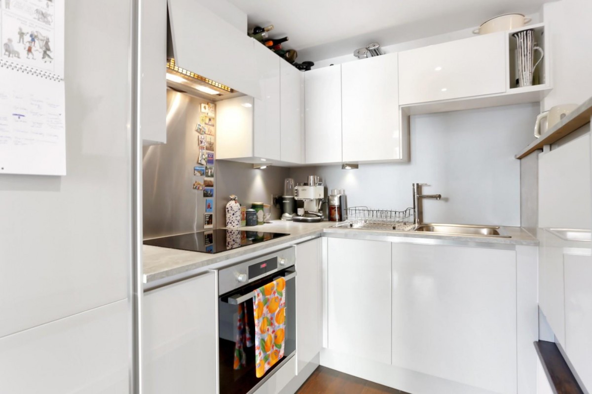 Adolphus Road, London, N4