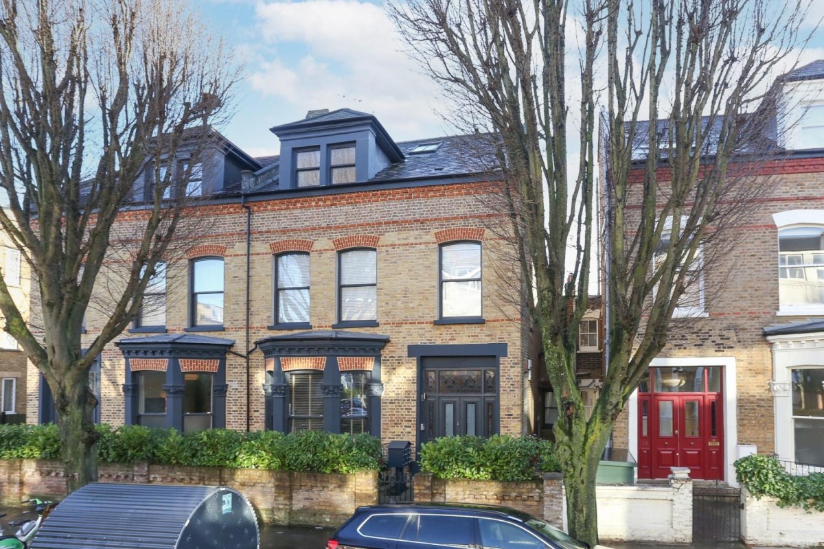 Adolphus Road, London, N4