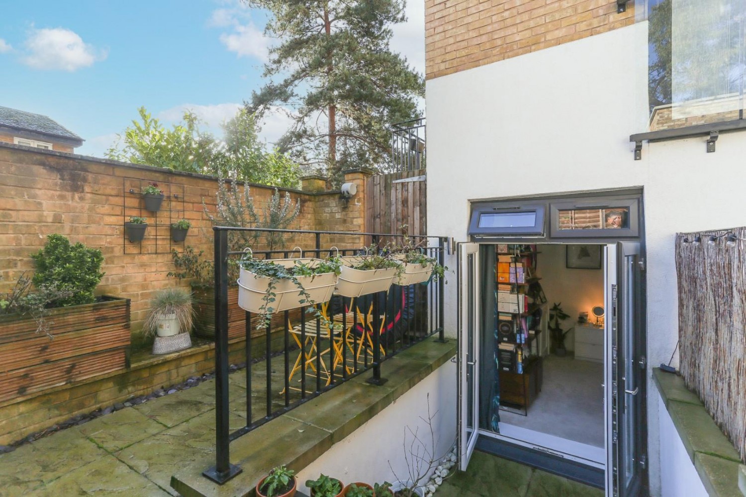 Adolphus Road, London, N4