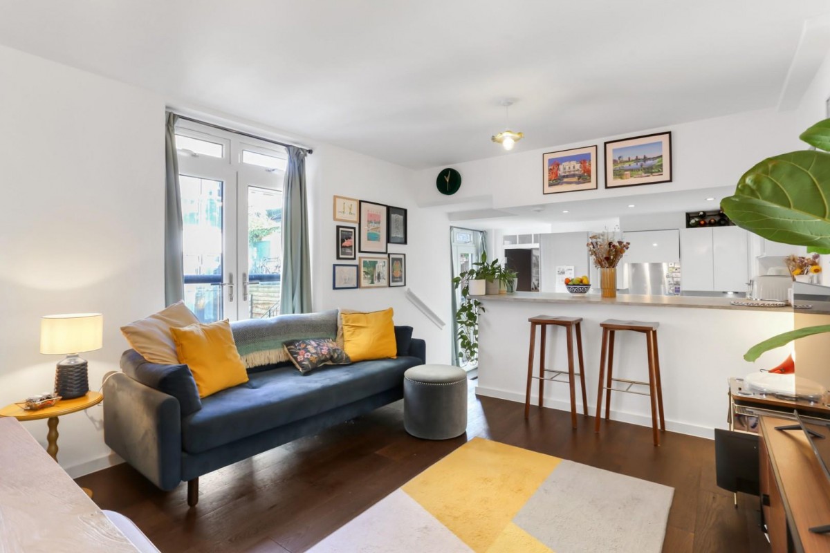 Adolphus Road, London, N4