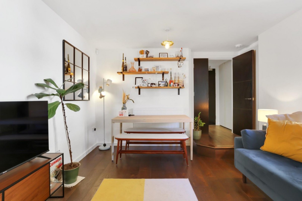 Adolphus Road, London, N4