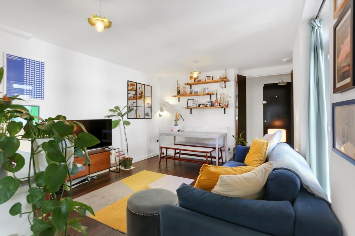 Adolphus Road, London, N4