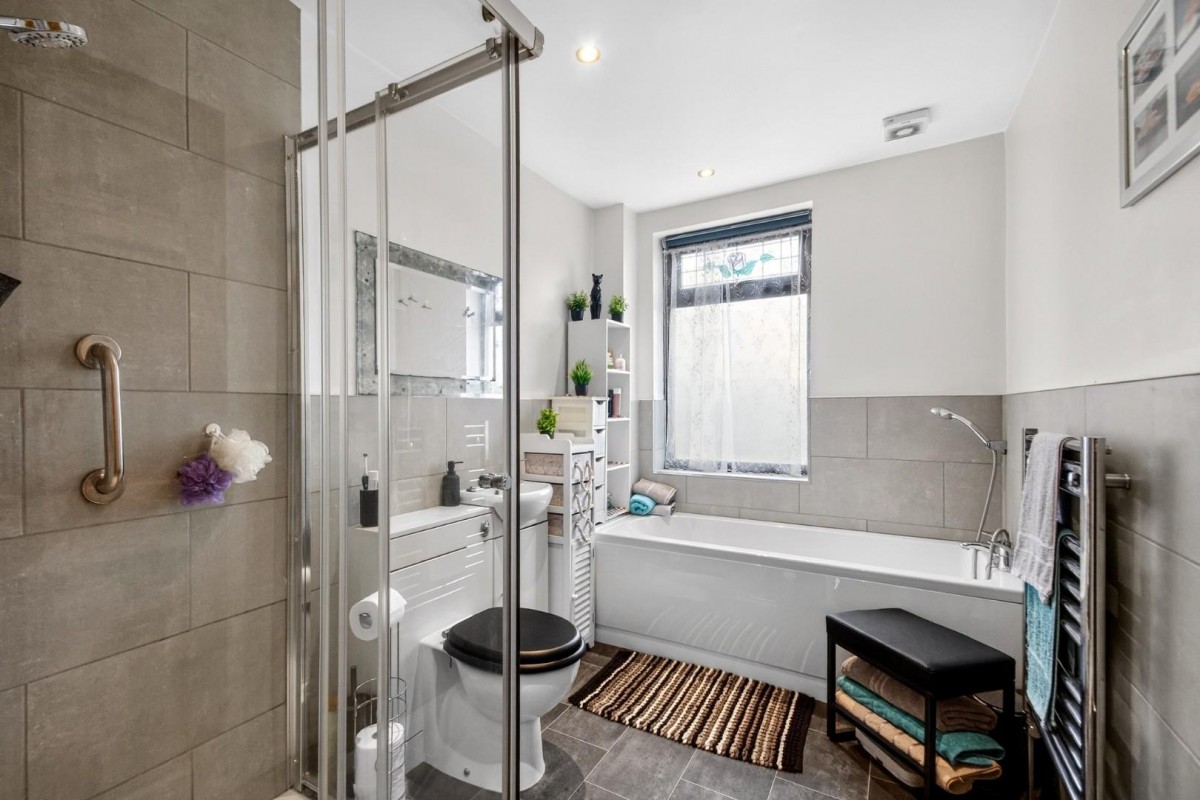 Carmires Avenue, Knaresborough