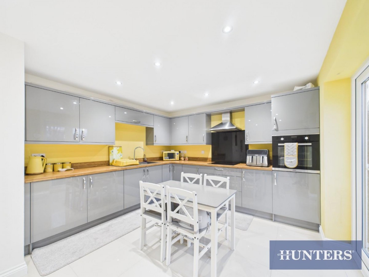 69, Jubilee Avenue, Bridlington, East Riding Of Yo