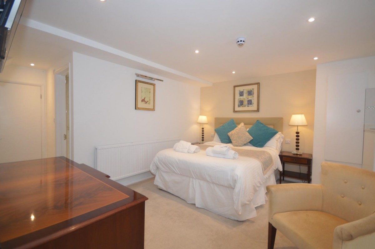 Lyndhurst Road, Landford - Bills Included