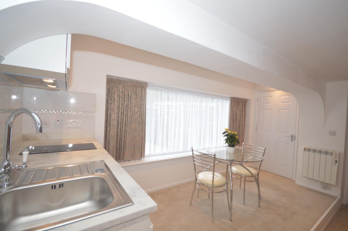 Lyndhurst Road, Landford - Bills Included