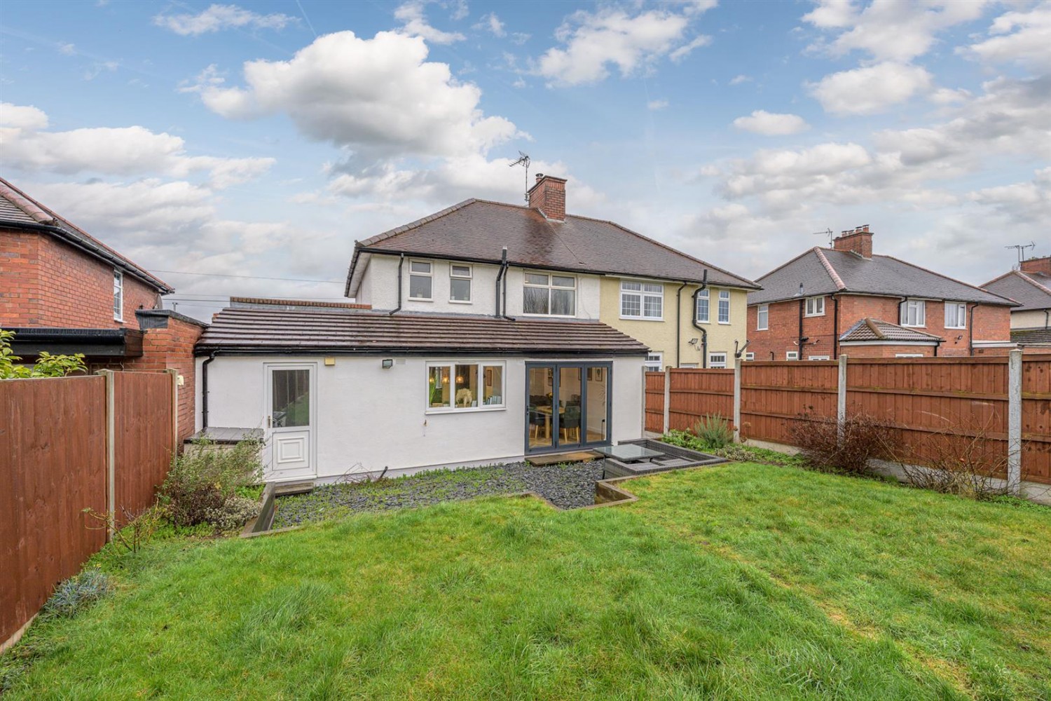 Lady Greys Walk, Wollaston, Stourbridge, DY8 3RD