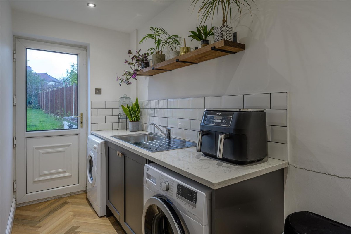 Lady Greys Walk, Wollaston, Stourbridge, DY8 3RD