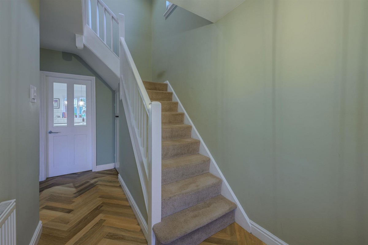 Lady Greys Walk, Wollaston, Stourbridge, DY8 3RD