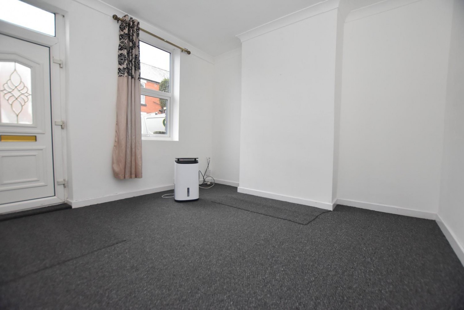 Higher Albert Street, Chesterfield, S41 7QE