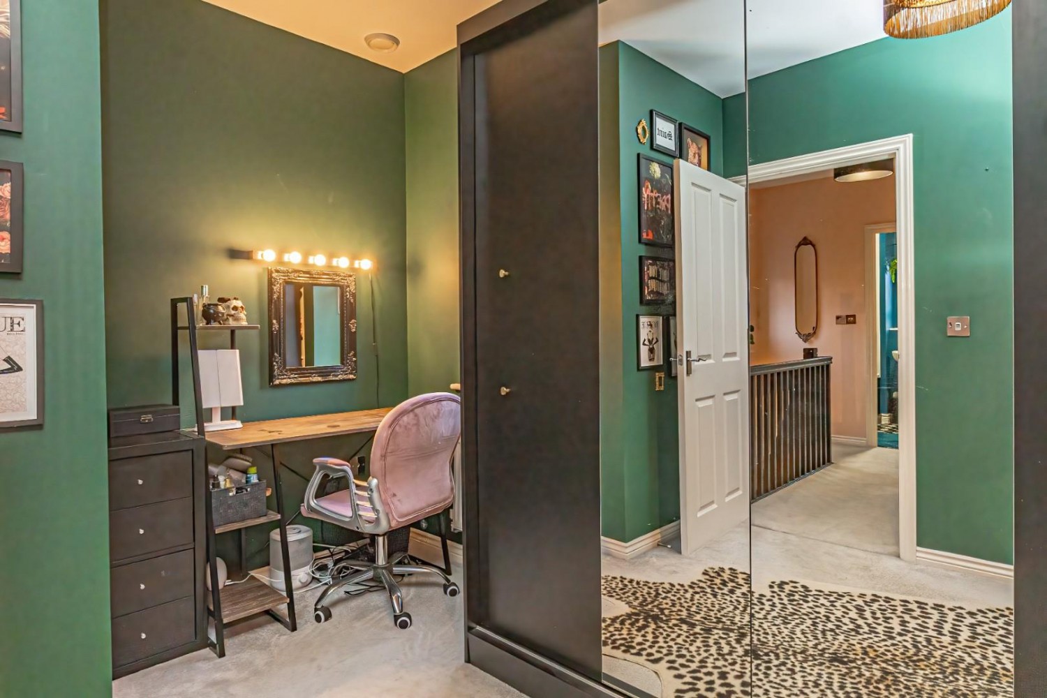 Campbell Lane, Pitstone