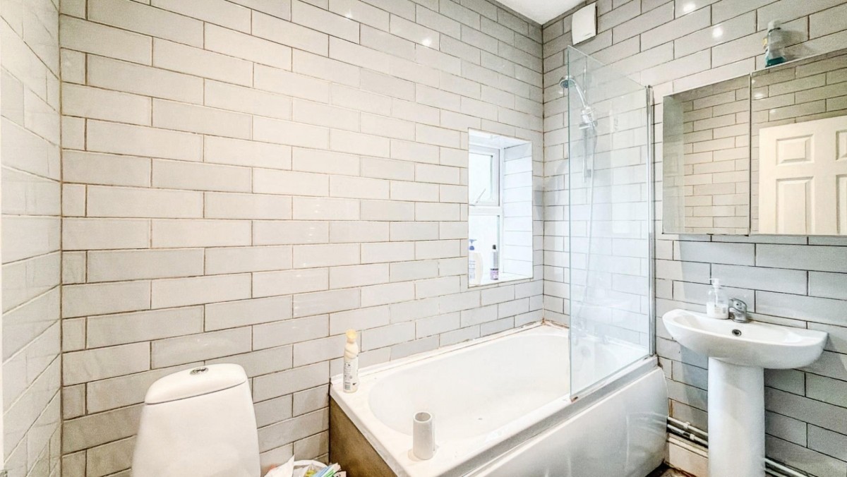 Highbury Road, Bedminster, BS3 5NS