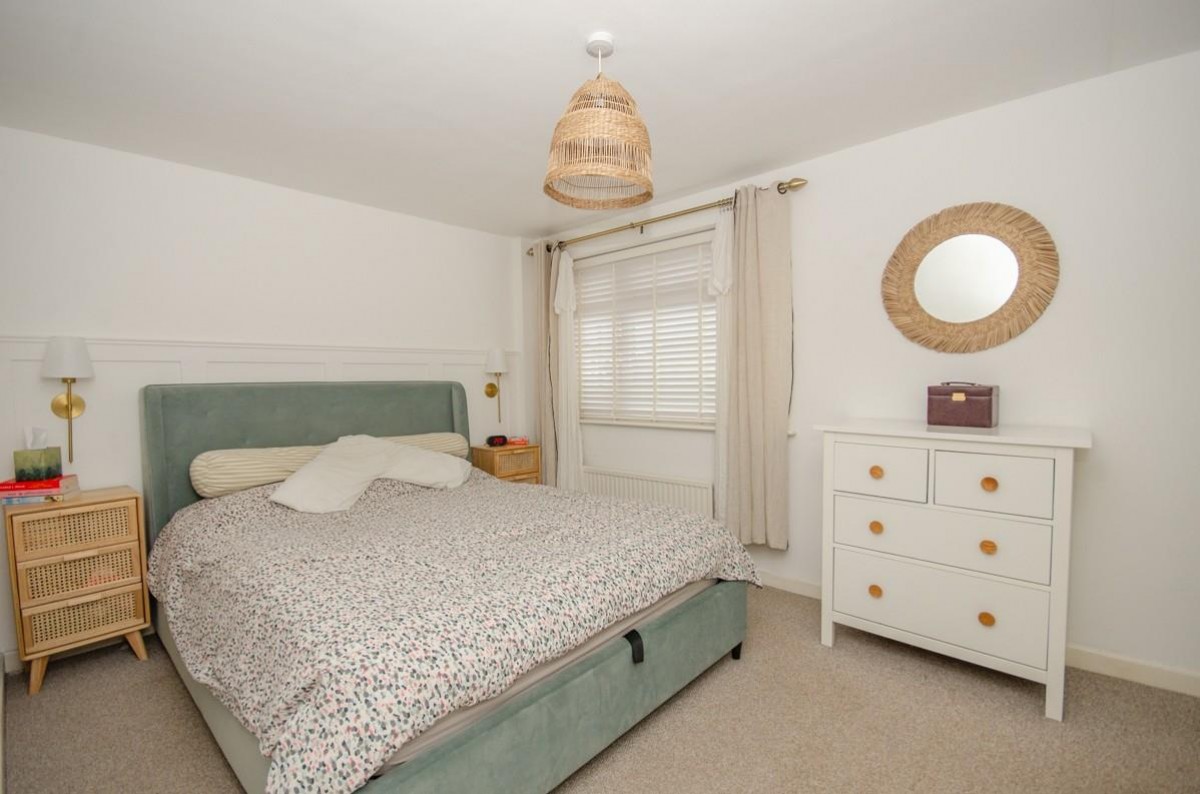 Park Road, Staple Hill, Bristol, BS16 5LQ