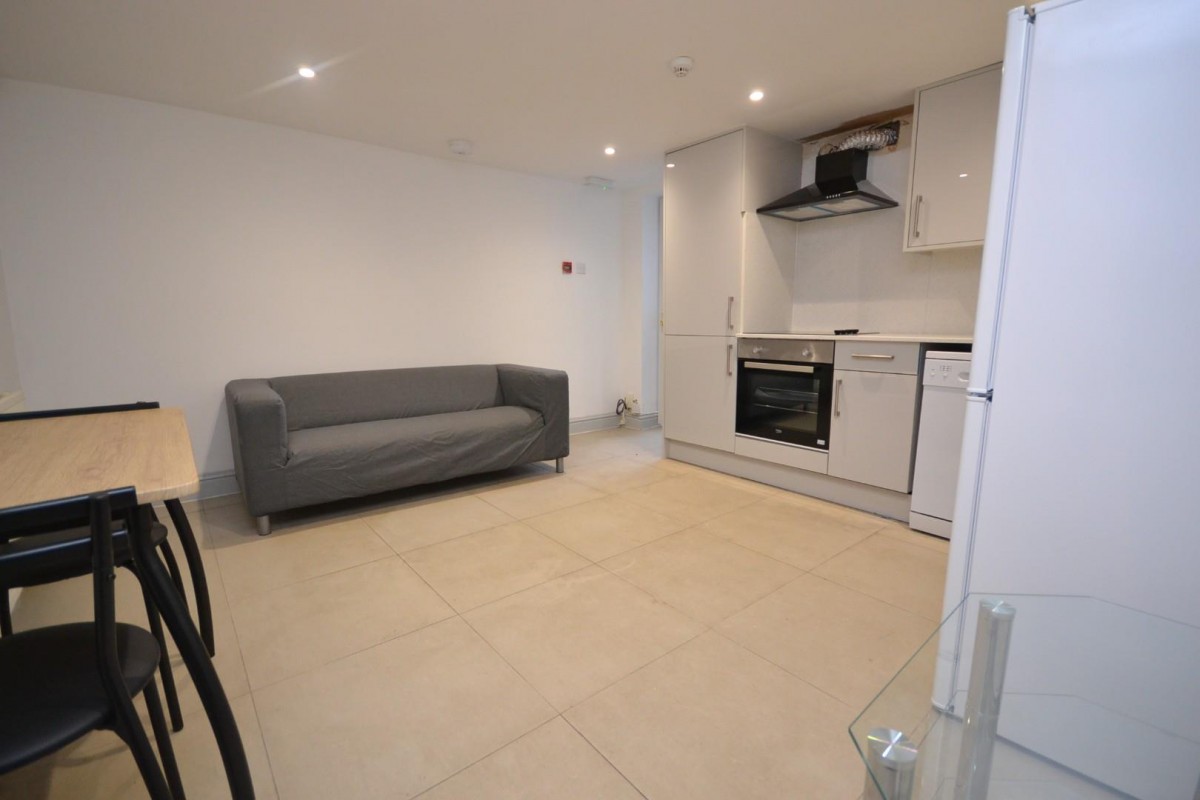 Erleigh Road, Reading