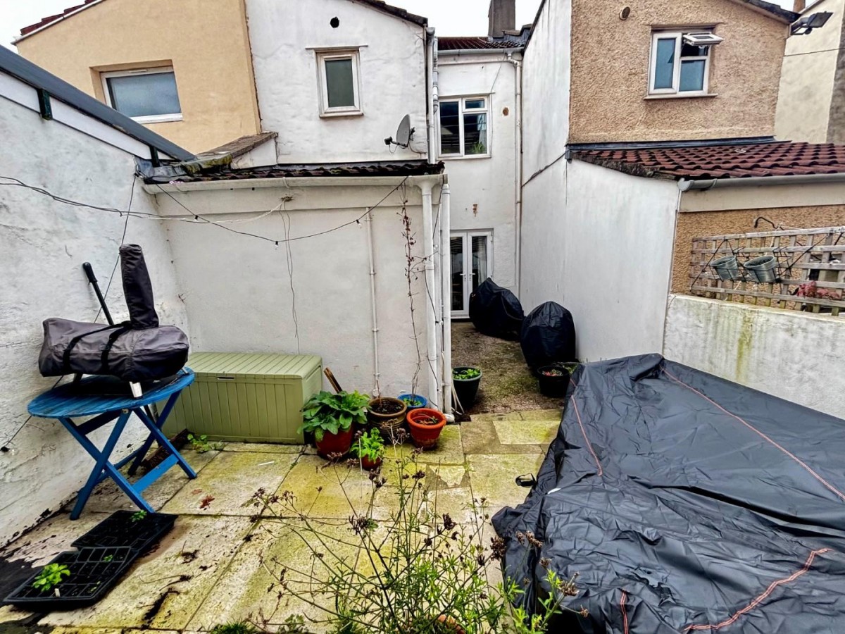 Chelsea Road, Easton, Bristol BS5 6AT