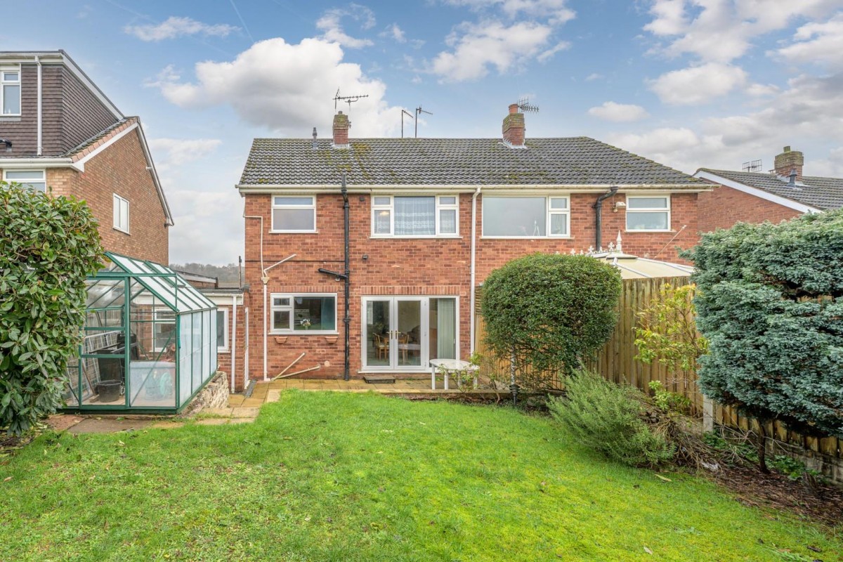 Longfellow Road, Dudley