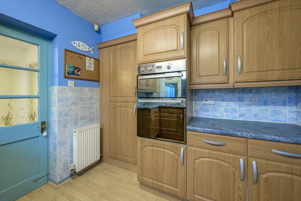 Longfellow Road, Dudley