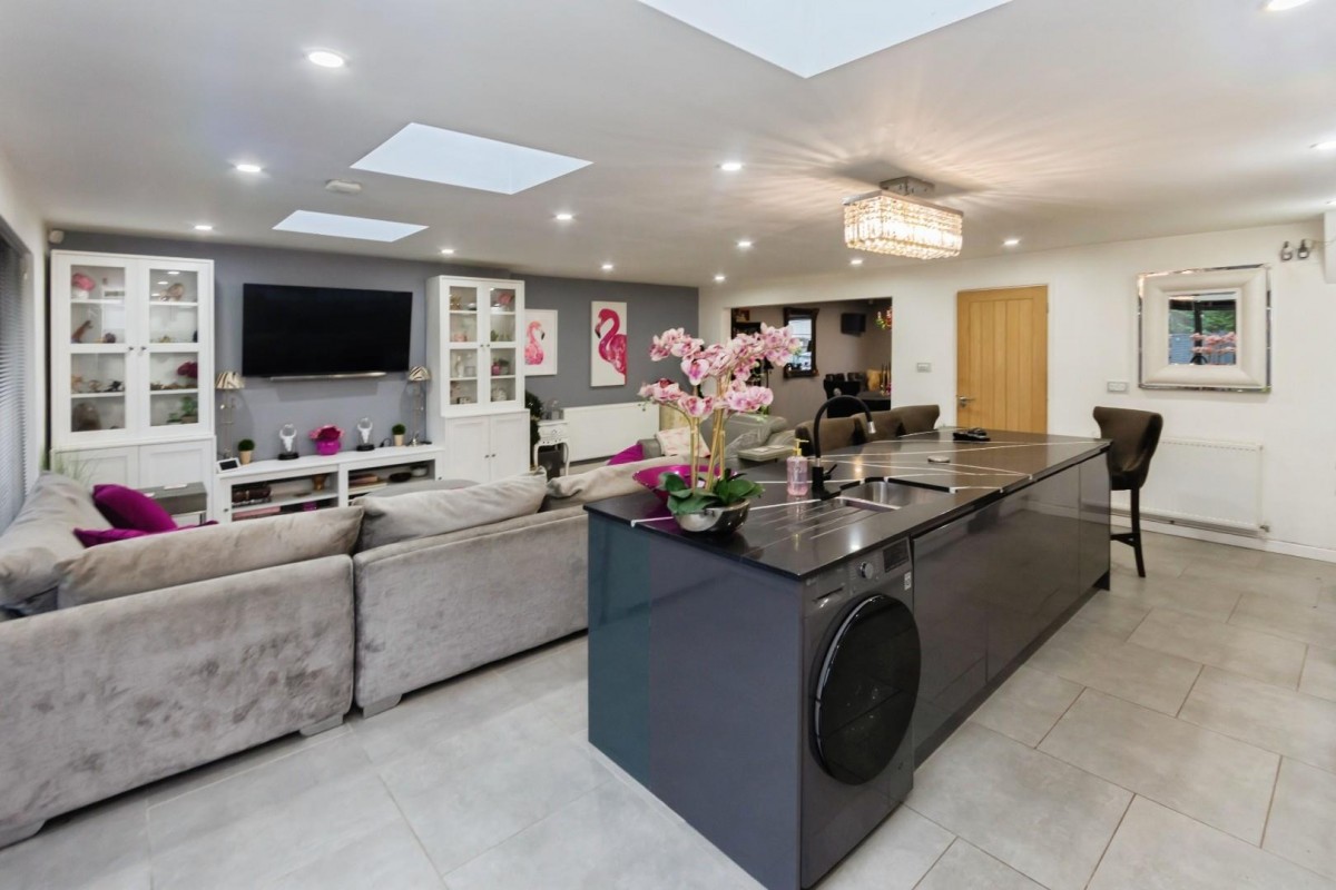 Oakfields Way, Catherine-De-Barnes, Solihull