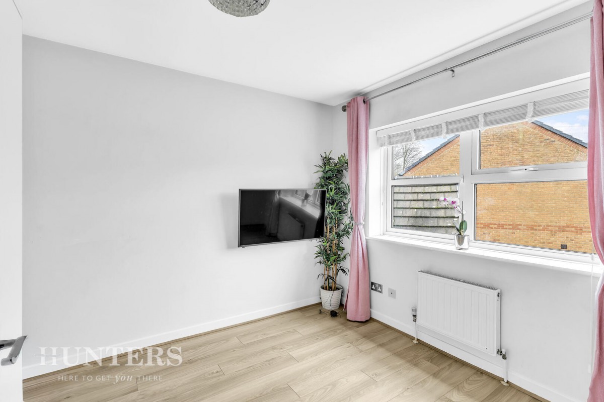 Reddyshore Brow, Littleborough, OL15 9PF